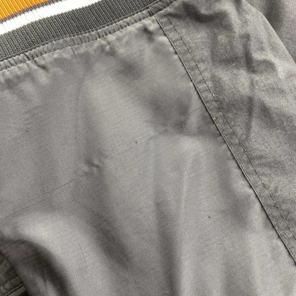 VTG Philadelphia Flyers Jacket Mens XL Black Starter 90s NHL Sports Puffer Coat - Picture 9 of 16